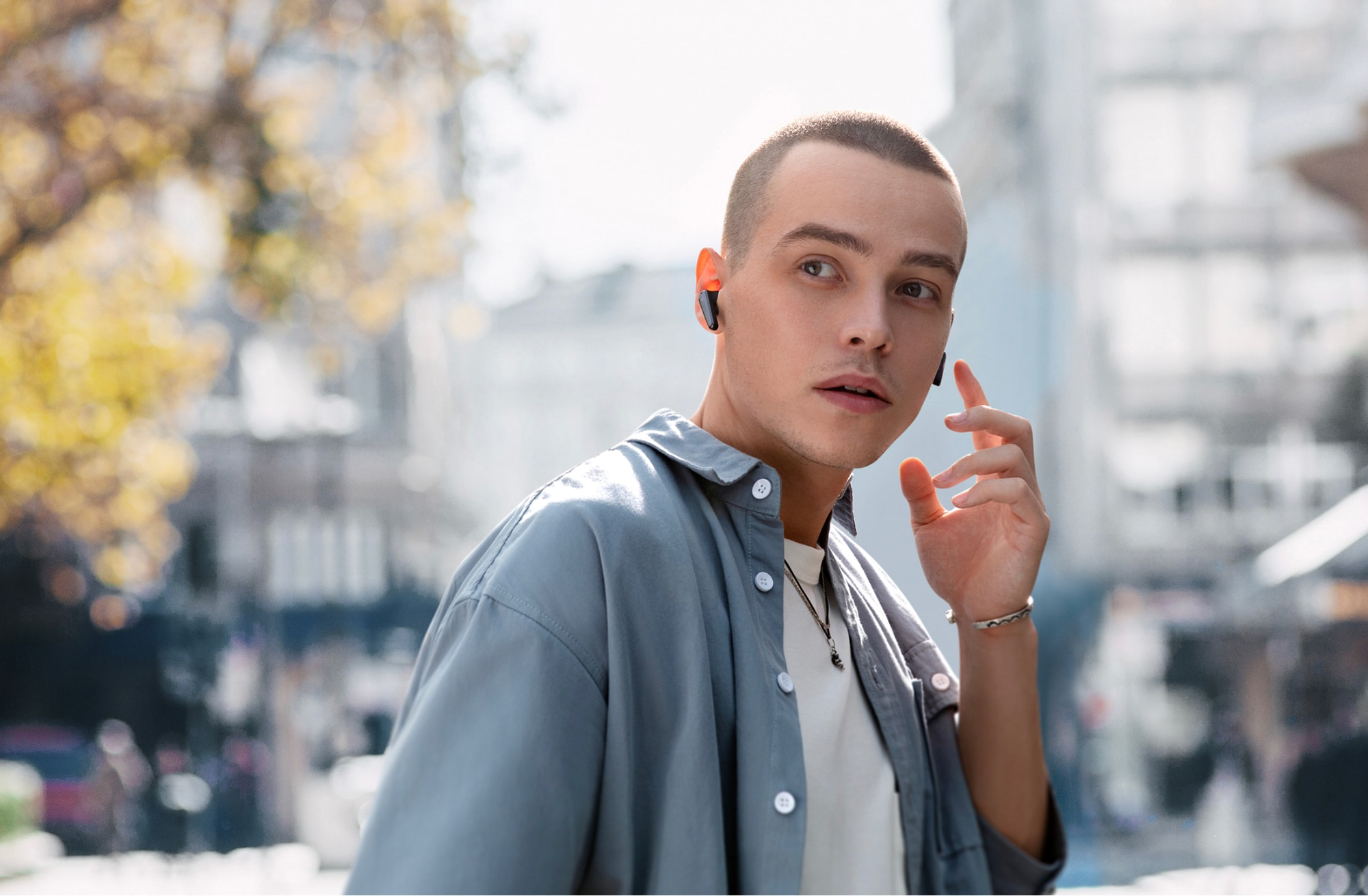 Anker A3951 - Tai nghe bluetooth Anker Soundcore Liberty 2 Pro, chống ồn chủ động, IPX7, 6 mic, pin 28h, điều khiển qua app - <ul> <li>Anker A3951 - Tai nghe bluetooth Anker Soundcore Liberty 2 Pro</li> <li><strong>Chống ồn chủ động</strong>: Có</li> <li><strong>Chứng nhận IPX7</strong>: Có - Chống nước và mồ hôi.</li> <li><strong>Số lượng mic</strong>: 6 mic - Cung cấp chất lượng âm thanh và tính năng hủy tiếng ồn tốt.</li> <li><strong>Thời lượng pin</strong>: 28 giờ - Thời gian sử dụng liên tục với một lần sạc đầy.</li> <li><strong>Điều khiển qua ứng dụng</strong>: Có</li> </ul>