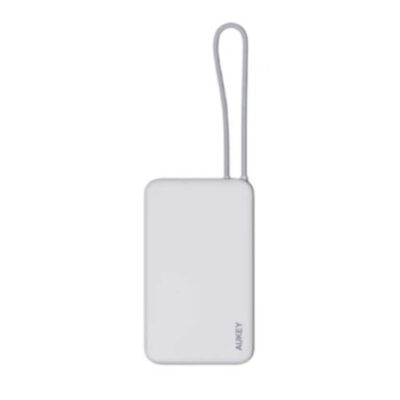 Pin Dự Phòng Aukey PB-Y53 Spark Sling 10000mAh 15W Tích Hợp Cáp USB-C - in dự phòng Aukey Spark Sling Lite Slim PB-Y53 10.000mAh 15W tích hợp cáp USB-C có dung lượng 10.000mAh, hỗ trợ sạc nhanh 15W và sạc PD 20W cho iPhone. Sản phẩm có hai cổng USB-C và USB-A, đạt chứng nhận an toàn quốc tế CE, FCC. Phụ kiện pin dự phòng Aukey có kích thước 118 x 70 x 17mm và nặng 180g, tích hợp sẵn cáp USB-C tiện lợi.