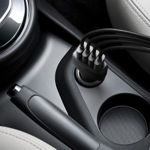 Aukey CC-T9 Sạc Ô Tô 4 cổng Quick Charge 3.0- 55W - <ul> <li>Thương hiệu: Aukey</li> <li>Màu sắc: Đen</li> <li>Mã sản phẩm: CC-T9</li> <li>Nguồn vào: 12-24V</li> <li>Nguồn ra: 4 cổng sạc USB <ul> <li>1 cổng: Quick Charge 3.0 + PowerIQ – 3.6-6.5V/3A, 6.5-9V/2A, 9-12V/1.5A (Tối đa)</li> <li>3 cổng: PowerIQ tự chỉnh dòng, tối đa 5V 2,4A</li> </ul> </li> <li>Công suất: 55.5W</li> <li>Kích thước: 9,35 x 4,55 x 2,1cm</li> <li>Trọng lượng: 45,36g</li> </ul>