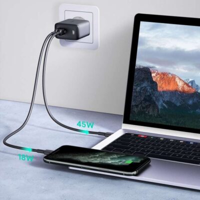 Aukey PA-B4 Củ Sạc 2 Cổng Omnia Sạc Nhanh PD GaN 65W - ✅Thông Số Kỹ Thuật <ul> <li>- Model: Aukey PA-B4</li> <li>- Màu sắc: Đen</li> <li>- USB-C Out 1 : DC 5V 3A/9V 3A/12V 2.5A/15V 3A/20V 3.25A (Max 65W)</li> <li>- USB-C Out 2 : DC 5V 3A/9V 2A/12V 1.5A (Max 18W)</li> <li>- 2 Cổng Output : 45W + 18W = 63W Max</li> <li>- Max Out: 65W</li> <li>- Kích Thước Sản Phẩm: 52 x 52 x 30mm</li> <li>- Trọng lượng: 111g</li> <li>- Input: AC 100-240V; 50 / 60Hz 1.5A Max</li> </ul>
