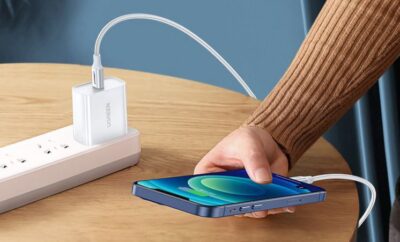 Cáp sạc nhanh USB C to Lightning MFI Ugreen 70523 (xám), 60759 (đen) - <ul> <li>Cáp sạc nhanh USB C to Lightning MFI Ugreen 70523</li> <li>Chứng nhận MFi</li> <li>Thích hợp cho iPhone, iPad và iPod</li> <li>Chức năng: Sạc & Đồng bộ hóa dữ liệu (480Mbs)</li> <li>Sạc nhanh 3A Max PD</li> <li>Chất liệu: Vỏ ABS và TPE</li> <li>Kích thước: 1 mét</li> </ul>