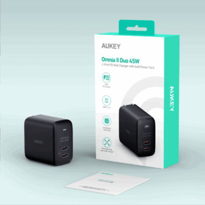 Aukey PA-B4T Củ sạc nhanh 2 cổng, chấu gập PD 45W - • Model : PA-B4T • Màu sắc : Đen, Trắng • Công nghệ : Power Delivery 3.0 FAST CHARGE , GaN Chip , PPS , QC 3.0 • PD 3.0 Protocol Chip • Bảo vệ quá nhiệt • Bảo vệ quá dòng • Bảo vệ quá áp • Bảo vệ ngắn mạch • Chống sét • Tương thích với chuẩn sạc nhanh Apple và Samsung • Tự điều chỉnh dòng điện để tối ưu hoá công suất ttrong quá trình sạc • Nguồn vào : 100-240V ~ 50/60HZ 1.3A • Nguồn ra : 5V/3A , 9V/3A , 12V/3A , 15V/3A , 20V/2.25A ( 45W ) – PPS : 3.3-16V 3A – C1 / C2 : 45W – C1 + C2 : 20W + 25W – C2 + C1 : 25W + 20W • Công suất tối đa : 45W • Kích thước : 52 x 30 x 52mm • Trọng lượng : 111g • Bảo hành chính hãng 18 tháng • Hộp sản phẩm gồm : Sạc nhanh AUKEY PA – B4T , hướng dẫn sử dụng