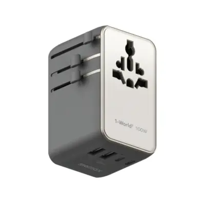 Bộ sạc du lịch MOMAX UA23 GaN 4 cổng đa năng 1-World² 100W với AC kép - Chinh phục mọi điểm đến không lo hết pin với <strong>Bộ sạc du lịch đa năng MOMAX UA23 GaN 4 cổng 1-World² 100W với AC kép</strong>. Tương thích hơn 200 quốc gia với các chân cắm tích hợp thông minh, bộ sạc <strong>MOMAX UA23</strong> mang đến tổng công suất sạc lên tới 100W mạnh mẽ nhờ công nghệ GaN. Với 4 cổng sạc (3 USB-C PD & 1 USB-A QC) và đặc biệt là khả năng cấp nguồn AC kép độc đáo, bạn có thể nạp năng lượng cho mọi thiết bị cùng lúc, kể cả những thiết bị sử dụng phích cắm truyền thống. Nhỏ gọn, an toàn và cực kỳ đa năng. <strong>MOMAX UA23</strong> là giải pháp năng lượng "tất cả trong một", đáng tin cậy cho mọi chuyến đi.