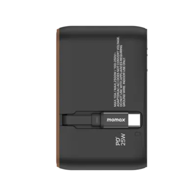 Bộ sạc du lịch MOMAX UA20UK 3 cổng 1-World+ Cáp USB-C tích hợp 25W - Giải phóng bạn khỏi mọi lo lắng về sạc khi du lịch quốc tế với <strong>Bộ sạc du lịch đa năng MOMAX UA20UK GaN 3 cổng 1-World+ có cáp USB-C tích hợp 25W tương thích hơn 200 quốc gia</strong>. Tương thích hơn 200 quốc gia với các chân cắm tích hợp thông minh, bộ sạc <strong>MOMAX UA20UK</strong> mang đến tổng công suất sạc 25W đáng tin cậy nhờ công nghệ GaN. Với 3 cổng sạc (2 USB-C & 1 USB-A) và đặc biệt là cáp USB-C tích hợp sẵn, bạn có thể nạp năng lượng cho nhiều thiết bị cùng lúc mà không cần mang theo dây rời. Nhỏ gọn, an toàn và cực kỳ đa năng. <strong>MOMAX UA20UK</strong> là giải pháp năng lượng "tất cả trong một", đáng tin cậy cho mọi chuyến đi.