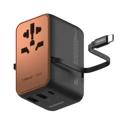 Bộ sạc du lịch MOMAX UA20UK 3 cổng 1-World+ Cáp USB-C tích hợp 25W - Giải phóng bạn khỏi mọi lo lắng về sạc khi du lịch quốc tế với <strong>Bộ sạc du lịch đa năng MOMAX UA20UK GaN 3 cổng 1-World+ có cáp USB-C tích hợp 25W tương thích hơn 200 quốc gia</strong>. Tương thích hơn 200 quốc gia với các chân cắm tích hợp thông minh, bộ sạc <strong>MOMAX UA20UK</strong> mang đến tổng công suất sạc 25W đáng tin cậy nhờ công nghệ GaN. Với 3 cổng sạc (2 USB-C & 1 USB-A) và đặc biệt là cáp USB-C tích hợp sẵn, bạn có thể nạp năng lượng cho nhiều thiết bị cùng lúc mà không cần mang theo dây rời. Nhỏ gọn, an toàn và cực kỳ đa năng. <strong>MOMAX UA20UK</strong> là giải pháp năng lượng "tất cả trong một", đáng tin cậy cho mọi chuyến đi.