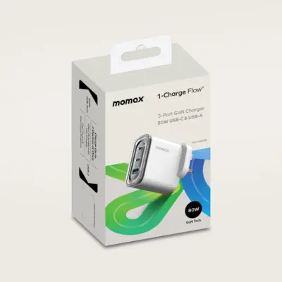 Bộ sạc MOMAX UM52UKW 1-Charge Flow+ Bộ sạc GaN 3 cổng 80W - Giải phóng toàn bộ tiềm năng sạc nhanh của bạn với <strong>Bộ sạc MOMAX UM52UKW 1-Charge Flow+ Bộ sạc GaN 3 cổng 80W</strong>, một trạm sạc nhỏ gọn đầy sức mạnh. Công nghệ GaN tiên tiến giúp bộ sạc <strong>MOMAX UM52UKW</strong> cực kỳ nhỏ gọn dù mang tổng công suất lên tới 80W. Với 3 cổng sạc đa năng (thường USB-C PD & USB-A QC), bạn có thể nạp năng lượng đồng thời cho laptop mỏng nhẹ, điện thoại, máy tính bảng và nhiều phụ kiện khác. An toàn, hiệu quả và tối ưu hóa không gian. <strong>MOMAX UM52UKW</strong> là giải pháp năng lượng hoàn hảo cho gia đình, văn phòng hoặc du lịch (nếu phù hợp chuẩn ổ cắm).