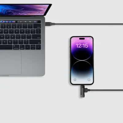 Cáp sạc bện nylon MOMAX DL56 1-Link Flow Duo USB-C sang USB-C & Lightning 60W 1,5m - Giải pháp sạc "2 trong 1" đột phá: <strong>Cáp sạc bện nylon MOMAX DL56 1-Link Flow Duo USB-C sang USB-C & Lightning 60W 1,5m</strong>. Tích hợp cả đầu cắm USB-C và Lightning (chuẩn MFI) ở một đầu, sợi cáp <strong>MOMAX DL56</strong> này cho phép bạn sạc nhanh 60W cho hầu hết smartphone, tablet (iPhone, Android) và cả laptop nhỏ, chỉ với một phụ kiện duy nhất. Chất liệu bện nylon 1,5m bền bỉ, chống rối, mang lại vẻ ngoài sang trọng. <strong>MOMAX DL56</strong> mang đến sự tiện lợi, hiệu suất và độ bền. Đơn giản hóa cuộc sống số của bạn với <strong>MOMAX DL56</strong>!