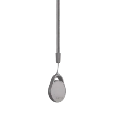 Thiết Bị Định Vị MOMAX BR10A Pinpop² Lite - Đừng bao giờ lo lắng về việc thất lạc chìa khóa, ví hay balo nữa! <strong>Thiết Bị Định Vị MOMAX BR10A</strong> Pinpop² Lite là phiên bản nâng cấp của giải pháp tìm kiếm đồ vật siêu nhỏ gọn. Với thiết kế cực nhẹ và móc khóa, dễ dàng gắn <strong>MOMAX BR10A</strong> vào mọi vật dụng. Tương thích hoàn hảo với mạng lưới Find My, bạn có thể định vị đồ vật nhanh chóng qua ứng dụng trên điện thoại. Pin cúc áo dùng cực lâu và tính năng báo động âm thanh giúp tìm đồ ở gần hiệu quả. An tâm hơn với <strong>MOMAX BR10A</strong> – người bạn đồng hành nhỏ bé, đáng tin cậy, giúp bạn luôn kiểm soát được mọi thứ.