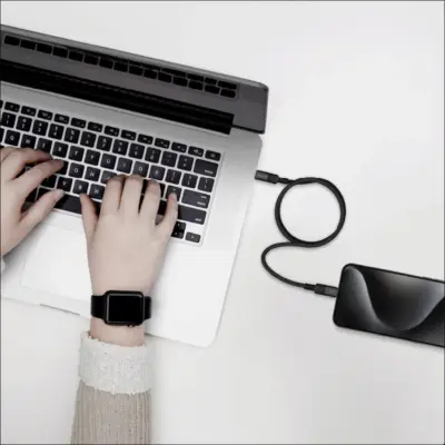 Cáp từ tính MOMAX DC62D Mag.Link USB-C sang USB-C 100W 2m - Nâng tầm trải nghiệm sạc và truyền dữ liệu của bạn lên một tầm cao mới với <strong>Cáp từ tính MOMAX DC62D Mag.Link USB-C sang USB-C 100W 2m</strong>. Công nghệ từ tính Mag.Link độc đáo cho phép kết nối/ngắt kết nối tức thì chỉ bằng một lực hút nhẹ nhàng, bảo vệ cổng sạc thiết bị quý giá của bạn khỏi hư hại. Sợi cáp <strong>MOMAX DC62D</strong> không chỉ dài 2m tiện lợi, mà còn hỗ trợ công suất sạc siêu nhanh 100W Power Delivery, lý tưởng để nạp năng lượng cho cả laptop, máy tính bảng và điện thoại. Bền bỉ, tiện lợi và cực kỳ thông minh. <strong>MOMAX DC62D</strong> là phụ kiện "must-have" cho mọi người dùng USB-C hiện đại.