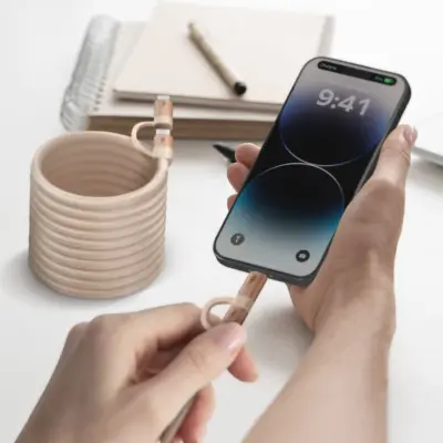 Cáp sạc MOMAX DL58 Mag.Link Duo Magnetic USB-C sang USB-C & Lightning 60W dài tới 2m - Đơn giản hóa cuộc sống số của bạn với <strong>Cáp sạc MOMAX DL58 Mag.Link Duo Magnetic USB-C sang USB-C & Lightning 60W dài tới 2m</strong>, giải pháp sạc đôi vạn năng. Công nghệ từ tính Mag.Link độc đáo mang đến kết nối tức thì, bảo vệ cổng sạc. Cáp <strong>MOMAX DL58</strong> hỗ trợ sạc nhanh 60W Power Delivery, lý tưởng cho laptop, tablet và smartphone. Đặc biệt, với hai đầu ra USB-C và Lightning (thường MFi), bạn có thể sạc hầu hết mọi thiết bị chỉ với một sợi cáp. Chiều dài 2m tiện lợi, vỏ bện nylon siêu bền. <strong>MOMAX DL58</strong> là phụ kiện hoàn hảo cho người dùng đa thiết bị.