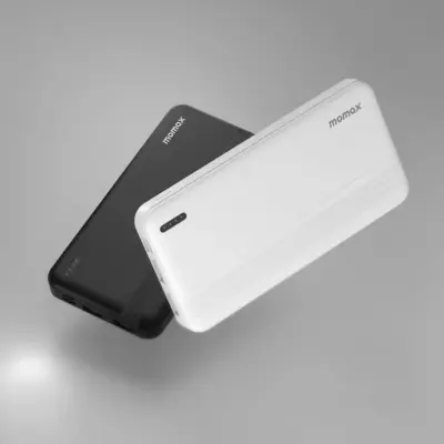 Pin dự phòng MOMAX IP77 iPower PD 10000mAh - Đừng để nỗi lo hết pin làm gián đoạn nhịp sống của bạn! Với <strong>Pin dự phòng MOMAX IP77 iPower PD 10000mAh</strong>, bạn có trong tay nguồn năng lượng 10000mAh đáng tin cậy, đủ sức sạc đầy điện thoại nhiều lần. Công nghệ sạc nhanh Power Delivery (PD) và Quick Charge (QC) giúp nạp năng lượng cho thiết bị của bạn và chính viên pin một cách hiệu quả và tiết kiệm thời gian. Thiết kế gọn gàng, dễ dàng mang theo, <strong>MOMAX IP77 iPower PD</strong> là người bạn đồng hành lý tưởng cho mọi ngày bận rộn. Luôn kết nối, luôn tràn đầy năng lượng cùng <strong>MOMAX IP77 iPower PD</strong>.