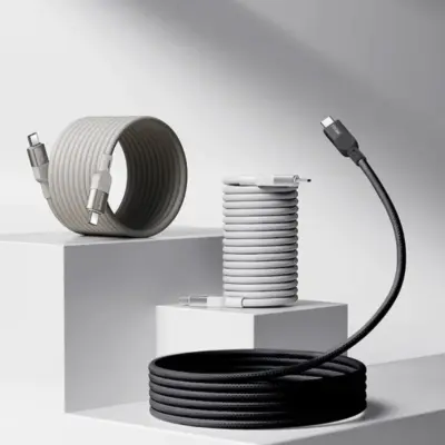 Cáp từ tính MOMAX DC35 Mag.Link USB-C sang USB-C 100W 1m - Trải nghiệm sạc thế hệ mới đầy tiện lợi với <strong>Cáp từ tính MOMAX DC35 Mag.Link USB-C sang USB-C 100W 1m</strong>. Công nghệ từ tính Mag.Link độc đáo cho phép kết nối và ngắt kết nối nhanh chóng, bảo vệ cổng sạc thiết bị khỏi hư hại. Hỗ trợ công suất sạc siêu nhanh lên đến 100W, lý tưởng để nạp năng lượng cho laptop, máy tính bảng và điện thoại một cách hiệu quả. Sợi cáp USB-C sang USB-C dài 1m bền bỉ và tiện dụng. An toàn, hiệu quả và cực kỳ phong cách, <strong>MOMAX DC35</strong> là phụ kiện không thể thiếu cho cuộc sống hiện đại. Nâng cấp trải nghiệm sạc của bạn với <strong>MOMAX DC35</strong> ngay hôm nay!