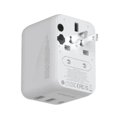 Bộ sạc du lịch MOMAX UA11UK 3 cổng 1-World 20W - Du lịch khắp thế giới một cách nhẹ nhàng và tiện lợi với <strong>Bộ sạc du lịch MOMAX UA11UK 3 cổng 1-World 20W tương thích hơn 200 quốc gia</strong>. Tích hợp sẵn các loại chân cắm cho hơn 200 quốc gia, bộ sạc <strong>MOMAX UA11UK</strong> mang đến tổng công suất 20W đáng tin cậy. Với 3 cổng sạc (có cả USB-C PD và USB-A), bạn có thể nạp năng lượng đồng thời cho điện thoại, máy tính bảng và nhiều thiết bị khác. Nhỏ gọn, an toàn và cực kỳ đa năng. <strong>MOMAX UA11UK</strong> là người bạn đồng hành lý tưởng cho mọi chuyến đi, đơn giản hóa hành lý và giữ thiết bị của bạn luôn sẵn sàng hoạt động trên khắp thế giới.