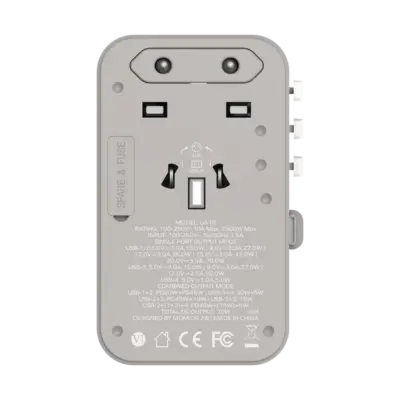 Bộ sạc du lịch MOMAX UA18UK GaN 3 cổng 1-World+ có cáp USB-C tích hợp 70W - Giải phóng bạn khỏi mọi lo lắng về sạc khi du lịch quốc tế với <strong>Bộ sạc du lịch đa năng MOMAX UA18UK GaN 3 cổng 1-World+ có cáp USB-C tích hợp 70W tương thích hơn 200 quốc gia</strong>. Tương thích hơn 200 quốc gia với các chân cắm tích hợp, bộ sạc <strong>MOMAX UA18UK</strong> mang đến tổng công suất sạc lên tới 70W mạnh mẽ nhờ công nghệ GaN. Với 3 cổng sạc (2 USB-C PD & 1 USB-A QC) và đặc biệt là cáp USB-C tích hợp sẵn, bạn có thể nạp năng lượng cho mọi thiết bị cùng lúc mà không cần mang theo dây rời. <strong>MOMAX UA18UK</strong> là giải pháp năng lượng "tất cả trong một", đáng tin cậy cho mọi chuyến đi, giữ thiết bị của bạn luôn sẵn sàng hoạt động ở bất kỳ đâu trên thế giới.