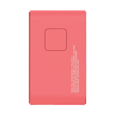 Bộ sạc du lịch MOMAX UA18UK GaN 3 cổng 1-World+ có cáp USB-C tích hợp 70W - Giải phóng bạn khỏi mọi lo lắng về sạc khi du lịch quốc tế với <strong>Bộ sạc du lịch đa năng MOMAX UA18UK GaN 3 cổng 1-World+ có cáp USB-C tích hợp 70W tương thích hơn 200 quốc gia</strong>. Tương thích hơn 200 quốc gia với các chân cắm tích hợp, bộ sạc <strong>MOMAX UA18UK</strong> mang đến tổng công suất sạc lên tới 70W mạnh mẽ nhờ công nghệ GaN. Với 3 cổng sạc (2 USB-C PD & 1 USB-A QC) và đặc biệt là cáp USB-C tích hợp sẵn, bạn có thể nạp năng lượng cho mọi thiết bị cùng lúc mà không cần mang theo dây rời. <strong>MOMAX UA18UK</strong> là giải pháp năng lượng "tất cả trong một", đáng tin cậy cho mọi chuyến đi, giữ thiết bị của bạn luôn sẵn sàng hoạt động ở bất kỳ đâu trên thế giới.