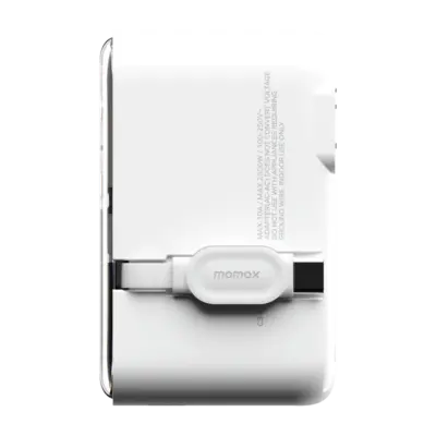 Bộ sạc du lịch MOMAX UA21UKW 4 cổng 1-World+ Flow có cáp USB-C tích hợp 35W - Du lịch nhẹ nhàng, sạc dễ dàng khắp thế giới với <strong>Bộ sạc du lịch MOMAX UA21UKW 4 cổng 1-World+ Flow có cáp USB-C tích hợp 35W</strong>. Tích hợp sẵn các loại chân cắm, bộ sạc <strong>MOMAX UA21UKW</strong> tương thích với hơn 200 quốc gia. Tổng công suất 35W đủ cho nhu cầu sạc nhiều thiết bị cùng lúc (smartphone, tablet...). Với 4 cổng sạc (USB-C PD & USB-A) và đặc biệt là cáp USB-C tích hợp tiện lợi, bạn không cần mang theo nhiều bộ sạc và cáp rời. Nhỏ gọn, an toàn và đáng tin cậy. <strong>MOMAX UA21UKW</strong> là giải pháp năng lượng "tất cả trong một" cho mọi chuyến đi.