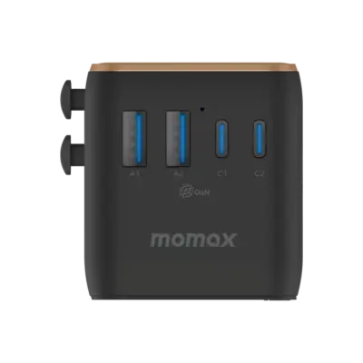 Bộ sạc du lịch MOMAX UA22 mini GaN 5 cổng 1-World² 70W với AC kép - Giải phóng bạn khỏi mọi lo lắng về sạc khi du lịch quốc tế với <strong>Bộ sạc du lịch đa năng MOMAX UA22 mini GaN 5 cổng 1-World² 70W với AC kép</strong>. Tương thích hơn 200 quốc gia với các chân cắm tích hợp thông minh, bộ sạc <strong>MOMAX UA22</strong> mang đến tổng công suất sạc lên tới 70W mạnh mẽ nhờ công nghệ GaN. Với 5 cổng sạc (3 USB-C PD & 2 USB-A QC) và đặc biệt là khả năng cấp nguồn AC kép độc đáo, bạn có thể nạp năng lượng cho mọi thiết bị cùng lúc, kể cả những thiết bị sử dụng phích cắm truyền thống. Nhỏ gọn, an toàn và cực kỳ đa năng. <strong>MOMAX UA22</strong> là giải pháp năng lượng "tất cả trong một", đáng tin cậy cho mọi chuyến đi, giữ thiết bị của bạn luôn sẵn sàng hoạt động ở bất kỳ đâu trên thế giới.