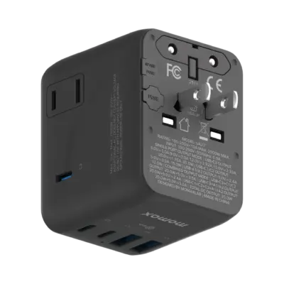Bộ sạc du lịch MOMAX UA27 mini GaN 5 cổng 1-World² 35W với AC kép - Giải phóng bạn khỏi mọi lo lắng về sạc khi du lịch quốc tế với <strong>Bộ sạc du lịch đa năng MOMAX UA27 mini GaN 5 cổng 1-World² 35W với AC kép</strong>. Tương thích hơn 200 quốc gia với các chân cắm tích hợp thông minh, bộ sạc <strong>MOMAX UA27</strong> mang đến tổng công suất sạc lên tới 35W đáng tin cậy nhờ công nghệ GaN. Với 5 cổng sạc USB (3 USB-C PD & 2 USB-A QC) và đặc biệt là khả năng cấp nguồn AC kép độc đáo, bạn có thể nạp năng lượng cho mọi thiết bị cùng lúc, kể cả những thiết bị sử dụng phích cắm truyền thống. Nhỏ gọn, an toàn và cực kỳ đa năng. <strong>MOMAX UA27</strong> là giải pháp năng lượng "tất cả trong một", đáng tin cậy cho mọi chuyến đi.