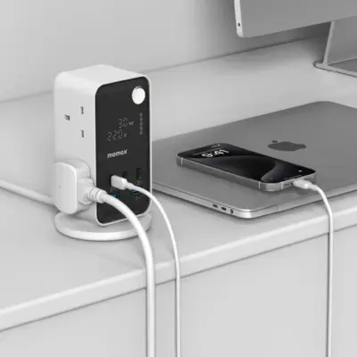 Bộ sạc MOMAX US21UKW Flow 6-Outlet GaN Power Tower 35W với Cổng USB - Biến một ổ cắm tường duy nhất thành trạm sạc năng lượng đa năng với <strong>Bộ sạc MOMAX US21UKW Flow 6-Outlet GaN Power Tower 35W với Cổng USB</strong>. Với thiết kế tháp nhỏ gọn, bộ sạc <strong>MOMAX US21UKW</strong> trang bị 6 ổ cắm AC tiêu chuẩn và các cổng sạc USB (thường USB-C PD và USB-A QC) với tổng công suất 35W nhờ công nghệ GaN. Nạp năng lượng đồng thời cho laptop, điện thoại, máy tính bảng và nhiều thiết bị khác. An toàn, hiệu quả và tối ưu hóa không gian. <strong>MOMAX US21UKW</strong> là giải pháp năng lượng hoàn hảo cho gia đình, văn phòng hoặc du lịch.