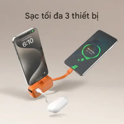 Pin dự phòng 3 trong 1 MOMAX IP130 Power Mini 5000mAh - Nói lời tạm biệt với mớ dây cáp lằng nhằng và sự bất tiện khi phải mang nhiều phụ kiện. <strong>MOMAX IP130 Power Mini 5000mAh</strong> là giải pháp năng lượng "tất cả trong một" mà bạn luôn tìm kiếm. Với kích thước chỉ bằng một chiếc thẻ tín dụng, viên pin này tích hợp sẵn cáp sạc USB-C và một chân đế gập thông minh, cho phép bạn vừa sạc vừa xem phim rảnh tay. Dung lượng 5000mAh là nguồn năng lượng cứu cánh hoàn hảo cho một ngày dài năng động, giúp thiết bị của bạn luôn kết nối. <strong>MOMAX IP130 Power Mini 5000mAh</strong> định nghĩa lại sự tiện lợi, là phụ kiện không thể thiếu trong túi xách hay túi quần của những người yêu thích sự tối giản và hiệu quả.
