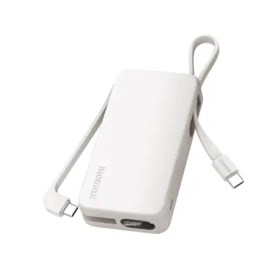 Pin dự phòng MOMAX IP138MFI Power Vital+ 10000mAh tích hợp cáp USB-C và Lightning - Giải phóng bạn khỏi dây cáp rắc rối với <strong>Pin dự phòng MOMAX IP138MFI Power Vital+ 10000mAh tích hợp cáp USB-C và Lightning</strong>. Với dung lượng 10000mAh, pin cung cấp năng lượng bền bỉ cho cả ngày dài. Điểm nhấn đột phá là <strong>MOMAX IP138MFI Power Vital+ 10000mAh</strong> tích hợp sẵn cả cáp USB-C (Input/Output) và cáp Lightning (Output, MFi Certified), sạc trực tiếp cho hầu hết điện thoại iPhone và Android mà không cần thêm dây. Nhỏ gọn, tiện lợi, hỗ trợ sạc nhanh, đây là giải pháp năng lượng "tất cả trong một" hoàn hảo.