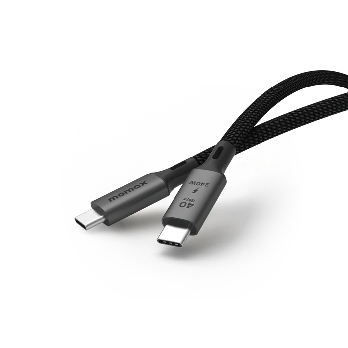 Cáp sạc bện nylon MOMAX DC39D Elite USB 4.0 USB-C sang USB-C 240W 1m - Bước vào kỷ nguyên kết nối tốc độ cao với <strong>Cáp sạc bện nylon MOMAX DC39D Elite USB 4.0 USB-C sang USB-C 240W 1m</strong>. Đây không chỉ là một sợi cáp, mà là cánh cửa mở ra tiềm năng của thiết bị. Sở hữu tốc độ truyền dữ liệu siêu tốc 40Gbps (USB 4.0) và khả năng sạc nhanh 240W Power Delivery 3.1 EPR, sợi cáp <strong>MOMAX DC39D</strong> là người bạn đồng hành lý tưởng cho laptop gaming, máy trạm di động và các thiết bị hiệu suất cao khác. Chất liệu bện nylon Elite siêu bền, thiết kế sang trọng. <strong>MOMAX DC39D</strong> - phụ kiện đẳng cấp cho những ai cần hiệu suất và độ tin cậy tuyệt đối.