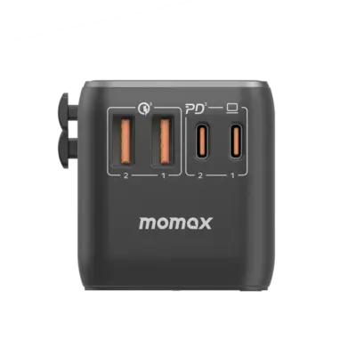 Bộ sạc du lịch MOMAX UA10UKD GaN 4 cổng 100W đa năng 1-World - Du lịch khắp thế giới chưa bao giờ dễ dàng đến thế với <strong>Bộ sạc du lịch đa năng MOMAX UA10UKD GaN 4 cổng 100W đa năng 1-World</strong>. Tích hợp sẵn các loại chân cắm cho hơn 200 quốc gia, bộ sạc <strong>MOMAX UA10UKD</strong> mang đến tổng công suất 100W mạnh mẽ nhờ công nghệ GaN tiên tiến. Với 4 cổng sạc (3 USB-C PD & 1 USB-A QC), bạn có thể sạc nhanh đồng thời laptop, máy tính bảng, điện thoại và nhiều thiết bị khác. Nhỏ gọn, an toàn và cực kỳ đa năng. <strong>MOMAX UA10UKD</strong> là người bạn đồng hành lý tưởng cho mọi chuyến đi, đơn giản hóa hành lý và giữ thiết bị của bạn luôn sẵn sàng hoạt động trên khắp thế giới.