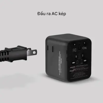 Bộ sạc du lịch MOMAX UA26 GaN 3 cổng 1-World² 20W với AC kép - Giải phóng bạn khỏi mọi lo lắng về sạc khi du lịch quốc tế với <strong>Bộ sạc du lịch đa năng MOMAX UA26 GaN 3 cổng 1-World² 20W với AC kép</strong>. Tương thích hơn 200 quốc gia với các chân cắm tích hợp thông minh, bộ sạc <strong>MOMAX UA26</strong> mang đến tổng công suất sạc lên tới 20W đáng tin cậy nhờ công nghệ GaN. Với 3 cổng sạc USB (USB-C PD & USB-A QC) và đặc biệt là khả năng cấp nguồn AC kép độc đáo, bạn có thể nạp năng lượng cho mọi thiết bị cùng lúc, kể cả những thiết bị sử dụng phích cắm truyền thống. Nhỏ gọn, an toàn và cực kỳ đa năng. <strong>MOMAX UA26</strong> là giải pháp năng lượng "tất cả trong một", đáng tin cậy cho mọi chuyến đi.