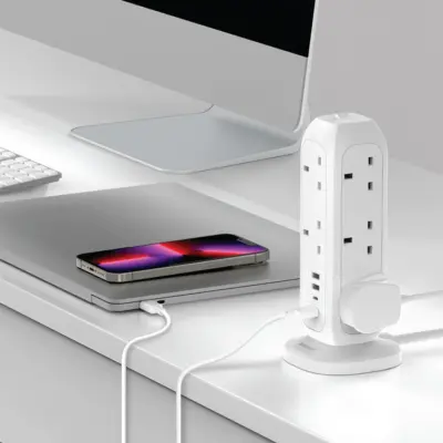 Ổ cắm điện 11 ổ cắm MOMAX US11UK OnePlug có cổng USB - Giải quyết mọi vấn đề thiếu ổ cắm với <strong>Ổ cắm điện MOMAX US11UK</strong> OnePlug. Thiết kế hiện đại tích hợp tới 11 ổ cắm chuẩn UK cùng các cổng sạc USB tiện lợi (có thể hỗ trợ sạc nhanh tùy phiên bản). <strong>MOMAX US11UK</strong> cho phép bạn cấp nguồn và sạc đồng thời cho hàng loạt thiết bị, từ đồ gia dụng đến smartphone, tablet. Tích hợp các tính năng bảo vệ an toàn tiên tiến, <strong>Ổ cắm điện MOMAX US11UK</strong> mang đến sự an tâm tuyệt đối. Đây là giải pháp năng lượng toàn diện cho gia đình, văn phòng, hoặc các khu vực cần nhiều điểm cấp nguồn.