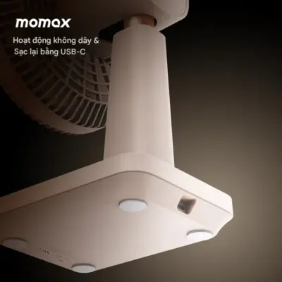 Quạt mini không dây để bàn MOMAX IF20L2 1°Pod siêu êm - Tận hưởng luồng gió mát mẻ tập trung ngay trên bàn làm việc, đầu giường hay bất cứ đâu bạn cần với <strong>Quạt mini không dây để bàn MOMAX IF20L2 1°Pod</strong>. Thiết kế không dây tiện lợi cùng kích thước siêu nhỏ gọn giúp bạn dễ dàng đặt <strong>MOMAX IF20L2 1°Pod</strong> ở mọi không gian. Hoạt động siêu êm ái, không gây tiếng ồn làm phiền, lý tưởng khi làm việc, học tập hay ngủ. Pin dung lượng lớn cho thời gian sử dụng dài. Với nhiều mức tốc độ gió, <strong>Quạt mini không dây MOMAX IF20L2 1°Pod</strong> mang đến sự thoải mái, mát mẻ và yên tĩnh.