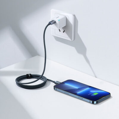 Cáp sạc nhanh hiệu Baseus Crystal Shine Series Type-C to iP 20W - Nâng cấp trải nghiệm sạc cho iPhone của bạn với cáp <strong>Baseus Crystal Shine Series</strong> Type-C to iP 20W. Sở hữu thiết kế lấp lánh, sang trọng với đầu cắm hợp kim nhôm và vỏ bọc dây dù bện cao cấp, đây không chỉ là một sợi cáp sạc mà còn là một phụ kiện thời trang. Hỗ trợ công suất sạc nhanh Power Delivery (PD) 20W, cáp giúp sạc đầy 60% pin cho iPhone chỉ trong 30 phút. Chip thông minh tích hợp tự động điều chỉnh dòng điện, đảm bảo sạc nhanh nhưng vẫn an toàn tuyệt đối cho thiết bị của bạn. Với độ dài 1.2m tiện lợi và độ bền vượt trội, cáp <strong>Baseus Crystal Shine Series</strong> là sự kết hợp hoàn hảo giữa thẩm mỹ và hiệu năng.