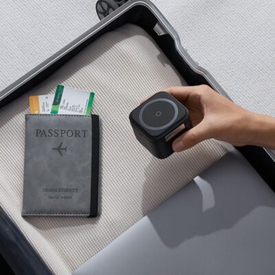 Baseus MagPro 2-in-1 Magnetic Wireless Charger 25W Cosmic Black - Tối giản không gian sạc của bạn với đế sạc không dây từ tính <strong>Baseus MagPro 2-in-1</strong>. Giải pháp hoàn hảo cho hệ sinh thái Apple, cho phép bạn sạc đồng thời iPhone (tương thích MagSafe) và AirPods (hoặc điện thoại phụ hỗ trợ sạc không dây) một cách nhanh chóng và tiện lợi. Với tổng công suất lên đến 25W, lực hít từ tính cực mạnh và thiết kế gập gọn 60° linh hoạt, sản phẩm không chỉ là một thiết bị sạc mà còn là một giá đỡ điện thoại thanh lịch. Màu Đen Vũ Trụ (Cosmic Black) tinh tế cùng các tính năng an toàn đa tầng biến <strong>Baseus MagPro 2-in-1</strong> trở thành phụ kiện không thể thiếu trên bàn làm việc hoặc tủ đầu giường của bạn.