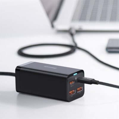 Sạc nhanh hiệu Baseus GaN3 Pro Desktop 2U+2C 100W EU - Dọn dẹp hoàn toàn bàn làm việc của bạn với trạm sạc đa năng <strong>Baseus GaN3 Pro Desktop 2U+2C 100W EU</strong>. Đây là giải pháp năng lượng "tất cả trong một" thay thế toàn bộ những củ sạc cồng kềnh. Với công nghệ GaN3 tiên tiến, trạm sạc mang lại công suất 100W mạnh mẽ, giúp bạn sạc nhanh đồng thời 4 thiết bị, bao gồm cả MacBook Pro, iPad và điện thoại. Thiết kế để bàn thông minh với dây nguồn dài giúp bạn đặt các cổng sạc ngay trong tầm tay, không cần phải cúi xuống tìm ổ cắm. Hãy đầu tư vào sự gọn gàng và hiệu suất đỉnh cao với <strong>Baseus GaN3 Pro Desktop 2U+2C 100W EU</strong>.