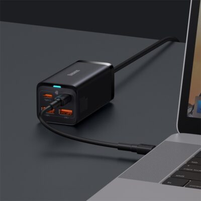 Sạc nhanh hiệu Baseus GaN3 Pro Desktop 2U+2C 100W EU - Dọn dẹp hoàn toàn bàn làm việc của bạn với trạm sạc đa năng <strong>Baseus GaN3 Pro Desktop 2U+2C 100W EU</strong>. Đây là giải pháp năng lượng "tất cả trong một" thay thế toàn bộ những củ sạc cồng kềnh. Với công nghệ GaN3 tiên tiến, trạm sạc mang lại công suất 100W mạnh mẽ, giúp bạn sạc nhanh đồng thời 4 thiết bị, bao gồm cả MacBook Pro, iPad và điện thoại. Thiết kế để bàn thông minh với dây nguồn dài giúp bạn đặt các cổng sạc ngay trong tầm tay, không cần phải cúi xuống tìm ổ cắm. Hãy đầu tư vào sự gọn gàng và hiệu suất đỉnh cao với <strong>Baseus GaN3 Pro Desktop 2U+2C 100W EU</strong>.