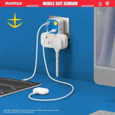 Dây nguồn mở rộng MOMAX US17UKGDW hình chữ T 1-Charge Work Flow có 2 ổ cắm, 2 cổng USB-A và 2 cổng USB-C - Phiên bản giới hạn - Trải nghiệm giải pháp năng lượng độc đáo và mạnh mẽ cho không gian làm việc của bạn với <strong>Dây nguồn mở rộng MOMAX US17UKGDW</strong> 1-Charge Work Flow - phiên bản giới hạn. Thiết kế hình chữ T sáng tạo, tiết kiệm không gian, tích hợp 2 ổ cắm chuẩn UK cùng 4 cổng sạc USB (2x USB-A, 2x USB-C) công suất cao, cho phép bạn cấp nguồn và sạc đồng thời nhiều loại thiết bị, từ laptop đến điện thoại, máy tính bảng, tai nghe... <strong>MOMAX US17UKGDW</strong> không chỉ mang đến sự tiện lợi mà còn tích hợp các lớp bảo vệ an toàn hàng đầu. Sở hữu ngay phiên bản giới hạn <strong>MOMAX US17UKGDW</strong> để biến không gian làm việc của bạn trở nên hiệu quả và phong cách hơn.