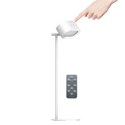 Đèn Led di động MOMAX QL13W SnapLux Mood có bộ điều khiển - Biến hóa không gian và tạo bầu không khí theo ý muốn với <strong>Đèn Led di động MOMAX QL13W</strong> SnapLux Mood. Thiết kế di động cùng khả năng gắn từ tính tiện lợi giúp bạn dễ dàng đặt <strong>MOMAX QL13W</strong> ở bất kỳ đâu. Với bộ điều khiển đi kèm, bạn có thể tùy chỉnh màu sắc (RGB), độ sáng, và hiệu ứng ánh sáng để phù hợp với tâm trạng hoặc mục đích sử dụng. Pin sạc tích hợp cho phép sử dụng không dây linh hoạt. <strong>MOMAX QL13W</strong> là giải pháp ánh sáng trang trí và chiếu sáng bổ sung hoàn hảo cho bàn làm việc, phòng khách, phòng ngủ hay khi quay video, chụp ảnh. Khám phá khả năng sáng tạo ánh sáng không giới hạn với <strong>Đèn Led di động MOMAX QL13W</strong>.