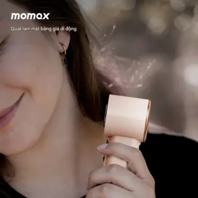 Quạt cầm tay tốc độc cao MOMAX IF18L2 1°Go có tấm làm mát bằng đá - Đánh bay cái nóng mùa hè với <strong>Quạt cầm tay tốc độ cao MOMAX IF18L2 1°Go</strong>. Đây không chỉ là chiếc quạt thông thường mà còn tích hợp tấm làm mát bằng đá độc đáo, mang đến luồng gió mát lạnh tức thì, giúp bạn sảng khoái nhanh chóng ngay cả trong những ngày oi ả nhất. Với tốc độ gió mạnh mẽ, thiết kế cầm tay tiện lợi và pin dung lượng lớn, <strong>MOMAX IF18L2 1°Go</strong> dễ dàng đồng hành cùng bạn mọi lúc, mọi nơi. Dù đi bộ, làm việc hay du lịch, <strong>MOMAX IF18L2 1°Go</strong> luôn sẵn sàng mang đến làn gió mát lạnh. Sở hữu ngay <strong>Quạt cầm tay tốc độ cao MOMAX IF18L2 1°Go</strong> để tận hưởng cảm giác mát lạnh ngay trong tầm tay bạn.