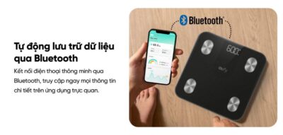 Cân Điện Tử Thông Minh Eufy A1 - Theo Dõi Sức Khỏe Toàn Diện, Chính Xác - Khám phá ngay <strong>Cân điện tử thông minh eufy A1</strong>, trợ lý sức khỏe đắc lực cho cả gia đình bạn. Với thiết kế tinh tế, mặt kính cường lực sang trọng, <strong>eufy A1</strong> không chỉ là một chiếc cân mà còn là thiết bị theo dõi sức khỏe toàn diện. Sản phẩm có khả năng phân tích đến 12 chỉ số cơ thể quan trọng như cân nặng, BMI, tỷ lệ mỡ, khối lượng xương, cơ... Dữ liệu được đồng bộ hóa dễ dàng qua Bluetooth với ứng dụng EufyLife, tương thích với các ứng dụng sức khỏe phổ biến khác như Apple Health, Google Fit. Với khả năng lưu trữ dữ liệu cho 16 người dùng, <strong>eufy A1</strong> là lựa chọn hoàn hảo để mọi thành viên cùng nhau xây dựng lối sống lành mạnh.