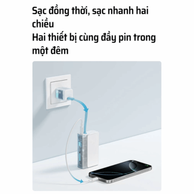Pin sạc dự phòng Cuktech CP13 10.000mAh Power Bank 33W (LPB100) - Nói lời tạm biệt với những sợi cáp sạc rối rắm! <strong>Cuktech CP13 10.000mAh Power Bank 33W</strong> (LPB100) là giải pháp năng lượng "tất cả trong một" mà bạn hằng mong đợi. Tích hợp sẵn một sợi cáp Type-C sạc nhanh, sản phẩm mang đến sự tiện lợi tối đa, chỉ cần lấy ra và sạc. Với công suất đầu ra mạnh mẽ 33W, hỗ trợ đầy đủ các chuẩn sạc nhanh PD, PPS, QC, viên pin này dễ dàng nạp năng lượng tốc độ cao cho iPhone, Samsung và nhiều thiết bị khác. Thiết kế siêu nhỏ gọn, thời trang, kèm màn hình LED hiển thị pin chính xác, cùng khả năng sạc 3 thiết bị cùng lúc. <strong>Cuktech CP13 10.000mAh Power Bank 33W</strong> chính là người bạn đồng hành hoàn hảo, giúp bạn luôn kết nối mà không cần mang theo bất kỳ sợi cáp nào khác.