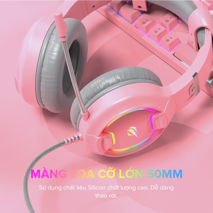 Tai Nghe Mèo HAVIT H2233D, Driver 50mm, Đèn LED RGB, Mic Khử Ồn - Chính Hãng BH 12 Tháng Dizigear Tai Nghe Mèo HAVIT H2233D, Driver 50mm, Đèn LED RGB, Mic Khử Ồn - Chính Hãng BH 12 Tháng Dizigear - Thể hiện cá tính và đắm chìm trong thế giới game với tai nghe tai mèo <strong>HAVIT H2233D</strong>. Nổi bật với thiết kế tai mèo dễ thương cùng hệ thống đèn LED RGB sống động, sản phẩm là một tuyên ngôn phong cách cho mọi nữ game thủ và streamer. Trải nghiệm âm thanh vòm 3D bùng nổ, chi tiết đến từng bước chân nhờ màng loa lớn 50mm. Giao tiếp rõ nét với đồng đội nhờ micro đa hướng có khả năng khử ồn hiệu quả. Đệm tai siêu mềm mại, công thái học mang lại sự thoải mái tuyệt đối cho những giờ phút "cày game" dài. <strong>HAVIT H2233D</strong> là sự kết hợp hoàn hảo giữa thẩm mỹ và hiệu năng, giúp bạn tỏa sáng trong mọi trận chiến.