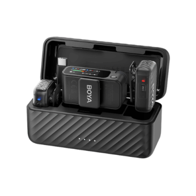 Mic không dây BOYAMIC 2-01 Hệ Thống Micro Kép Đa Năng Mic không dây BOYAMIC 2-01 Hệ Thống Micro Kép Đa Năng - Nâng cấp chất lượng âm thanh của bạn với <strong>Mic không dây BOYAMIC 2-01</strong> – một hệ thống micro không dây kênh đôi chuyên nghiệp, lý tưởng cho vlogger, podcaster, nhà làm phim và các buổi phỏng vấn. Với khả năng tương thích rộng rãi với camera, điện thoại thông minh và máy tính, <strong>BOYAMIC 2-01</strong> mang đến sự tiện lợi tối đa cùng âm thanh rõ ràng, không nhiễu. Thiết kế nhỏ gọn, dễ sử dụng, cùng thời lượng pin bền bỉ, <strong>Mic không dây BOYAMIC 2-01</strong> là giải pháp hoàn hảo cho các buổi ghi hình ngoài trời, livestream hoặc tạo podcast, đảm bảo mọi giọng nói đều được thu lại một cách sắc nét và chuyên nghiệp.