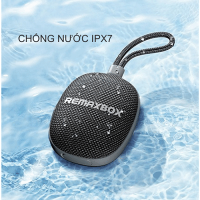Loa Bluetooth Remax RB-M16 Âm Thanh Sống Động, Thiết Kế Đẳng Cấp, Di Động Mọi Lúc Mọi Nơi - Loa Remax RB-M16 là sự kết hợp hoàn hảo giữa thiết kế tinh tế và chất lượng âm thanh vượt trội. Với công nghệ Bluetooth 4.1 tiên tiến, Loa Remax RB-M16 mang đến kết nối ổn định, giúp bạn thưởng thức âm nhạc không dây sống động mọi lúc mọi nơi. Dung lượng pin 2000mAh cho phép nghe nhạc liên tục lên đến 5 giờ. Thiết kế nhỏ gọn, sang trọng cùng chất âm mạnh mẽ, bass sâu lắng khiến Remax RB-M16 trở thành lựa chọn lý tưởng cho những bữa tiệc ngoài trời, buổi dã ngoại hay đơn giản là không gian giải trí tại gia. Sở hữu ngay Loa Remax RB-M16 để trải nghiệm âm nhạc đỉnh cao!