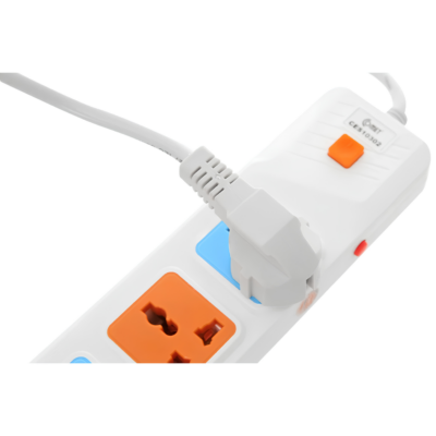 Ổ Cắm Nối Dài Comet CES10302 Dây 2 Mét – Công suất 2500W, Chống Cháy, An Toàn Tuyệt Đối - Ổ cắm nối dài <strong>CES10302</strong> là giải pháp truyền tải điện năng an toàn và hiệu quả cho mọi thiết bị điện tử trong gia đình và văn phòng. Với thiết kế 3 lỗ cắm đa năng, sản phẩm <strong>CES10302</strong> cho phép bạn kết nối cùng lúc nhiều thiết bị như máy tính, tivi, quạt hay sạc điện thoại một cách dễ dàng. Dây dẫn dài 2 mét giúp linh hoạt trong việc bố trí nguồn điện ở những vị trí xa ổ cắm tường. Được sản xuất từ nhựa ABS chịu nhiệt, chống cháy và hệ thống lá đồng nguyên chất, <strong>CES10302</strong> đảm bảo khả năng dẫn điện ổn định, giảm thiểu nguy cơ chập cháy. Với công suất tối đa lên đến 2500W và dòng điện 10A, mã sản phẩm <strong>CES10302</strong> đáp ứng tốt các nhu cầu sử dụng điện cao của các thiết bị hiện đại, mang lại sự an tâm tuyệt đối cho người sử dụng trong suốt quá trình vận hành.