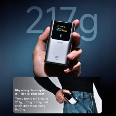 Pin dự phòng Cuktech No.10 Mini 10.000mAh 55W PB1055 PANDA – Sạc siêu nhanh PD/PPS/Mi Turbo cho iPhone & Xiaomi | Chính hãng Pin dự phòng Cuktech No.10 Mini 10.000mAh 55W PB1055 PANDA – Sạc siêu nhanh PD/PPS/Mi Turbo cho iPhone & Xiaomi | Chính hãng - <strong>Pin dự phòng Cuktech No.10 Mini 10.000mAh 55W PB1055 Panda</strong> là sự kết hợp hoàn hảo giữa thiết kế siêu nhỏ gọn và sức mạnh vượt trội. Với mã model <strong>PB1055</strong>, sản phẩm không chỉ gây ấn tượng bởi phối màu Panda tinh tế mà còn sở hữu công suất đầu ra lên đến 55W, hỗ trợ đầy đủ các giao thức sạc nhanh hiện nay như PD, PPS, QC và đặc biệt là Mi Turbo Charge dành riêng cho các thiết bị Xiaomi. Dung lượng 10.000mAh chuẩn cho phép bạn nạp đầy năng lượng cho điện thoại từ 1.5 đến 2 lần, cực kỳ tiện lợi cho những chuyến đi trong ngày. Được trang bị màn hình LED hiển thị dung lượng pin chính xác và hệ thống bảo vệ đa lớp, <strong>PB1055</strong> đảm bảo an toàn tuyệt đối cho người dùng. Nếu bạn đang tìm kiếm một "trạm sạc di động" bỏ túi mạnh mẽ nhất hiện nay, <strong>PB1055</strong> chính là lựa chọn số một.