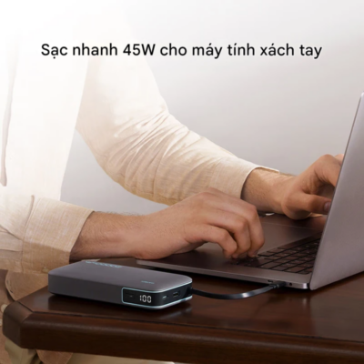 Pin Dự Phòng Cuktech 20000mAh 55W Tích Hợp Cáp Type-C (CP25) - PB200N | Sạc Nhanh Laptop & Smartphone Pin Dự Phòng Cuktech 20000mAh 55W Tích Hợp Cáp Type-C (CP25) - PB200N | Sạc Nhanh Laptop & Smartphone - Pin dự phòng <strong>PB200N</strong> đến từ thương hiệu Cuktech (tiền thân là ZMI) là giải pháp năng lượng hoàn hảo cho người dùng di động. Với dung lượng cực lớn 20000mAh, <strong>PB200N</strong> đảm bảo thiết bị của bạn luôn tràn đầy năng lượng trong những chuyến đi dài. Điểm đột phá của <strong>PB200N</strong> chính là thiết kế tích hợp sẵn cáp sạc Type-C siêu bền, giúp bạn loại bỏ hoàn toàn sự phiền toái khi quên mang theo dây cáp. Sản phẩm hỗ trợ công suất sạc nhanh lên đến 55W, tương thích tốt với các dòng iPhone, Samsung, máy tính bảng và thậm chí là các dòng Laptop văn phòng mỏng nhẹ. Sở hữu thiết kế hiện đại, màn hình LED hiển thị dung lượng pin trực quan cùng hệ thống bảo vệ đa lớp, <strong>PB200N</strong> xứng đáng là phụ kiện công nghệ hàng đầu bạn nên sở hữu ngay hôm nay.