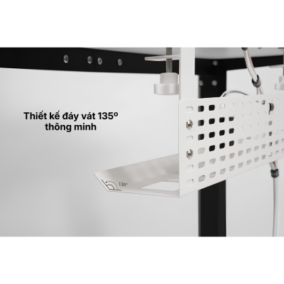 Khay Đi Dây Thép HyperWork CM03 (Dài 600 - 800mm, Tải Trọng 10kg) - Đáy Vát 135 Độ, Kẹp Bàn Hoặc Bắt Vít Tiện Lợi Khay Đi Dây Thép HyperWork CM03 (Dài 600 - 800mm, Tải Trọng 10kg) - Đáy Vát 135 Độ, Kẹp Bàn Hoặc Bắt Vít Tiện Lợi - Khay đi dây <b>CM03</b> là phụ kiện quản lý cáp thông minh giúp bàn làm việc luôn ngăn nắp, an toàn và thẩm mỹ. Được gia công từ thép sơn tĩnh điện cứng cáp, <b>CM03</b> sở hữu tải trọng ấn tượng lên đến 10kg, gánh vác dễ dàng các ổ cắm điện, củ sạc nặng và bó dây cáp phức tạp. Thiết bị sở hữu thiết kế lỗ đồng đều thông thoáng cùng đáy vát 135 độ độc đáo giúp cắm rút thuận tiện. Với 2 phiên bản kích thước 600mm và 800mm, khay <b>CM03</b> hỗ trợ kẹp mép bàn linh hoạt (dưới 5cm) hoặc bắt vít kiên cố (trên 5cm). Lựa chọn máng giấu dây <b>CM03</b> để loại bỏ tình trạng dây điện lộn xộn và nâng tầm góc setup chuyên nghiệp.