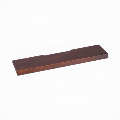 Kê Tay Bàn Phím Gỗ Tự Nhiên HyperWork Wrist Rest - Gỗ Óc Chó (Nhập Khẩu Cao Cấp, Đệm Chống Trượt, Độ Nghiêng Công Thái Học) Kê Tay Bàn Phím Gỗ Tự Nhiên HyperWork Wrist Rest - Gỗ Óc Chó (Nhập Khẩu Cao Cấp, Đệm Chống Trượt, Độ Nghiêng Công Thái Học) - Kê tay bàn phím <b>Wirst Rest - Gỗ óc chó</b> là phụ kiện công thái học cao cấp giúp nâng đỡ cổ tay và bảo vệ sức khỏe cho người thường xuyên gõ phím. Chế tác từ 100% gỗ óc chó tự nhiên nhập khẩu với hệ vân sang trọng, <b>Wirst Rest - Gỗ óc chó</b> mang lại cảm giác tiếp xúc da êm ái, thoáng mát vào mùa hè và ấm áp vào mùa đông. Thiết kế độ dốc công thái học chuẩn 0,75 - 1,8 cm cùng đệm cao su chống trượt giúp giữ thẳng trục cổ tay tự nhiên, loại bỏ cảm giác căng cơ và phòng ngừa hội chứng ống cổ tay. Với 3 tùy chọn chiều dài 30cm, 32cm và 36cm, kê tay <b>Wirst Rest - Gỗ óc chó</b> tương thích hoàn hảo với mọi kích cỡ bàn phím cơ hiện nay.