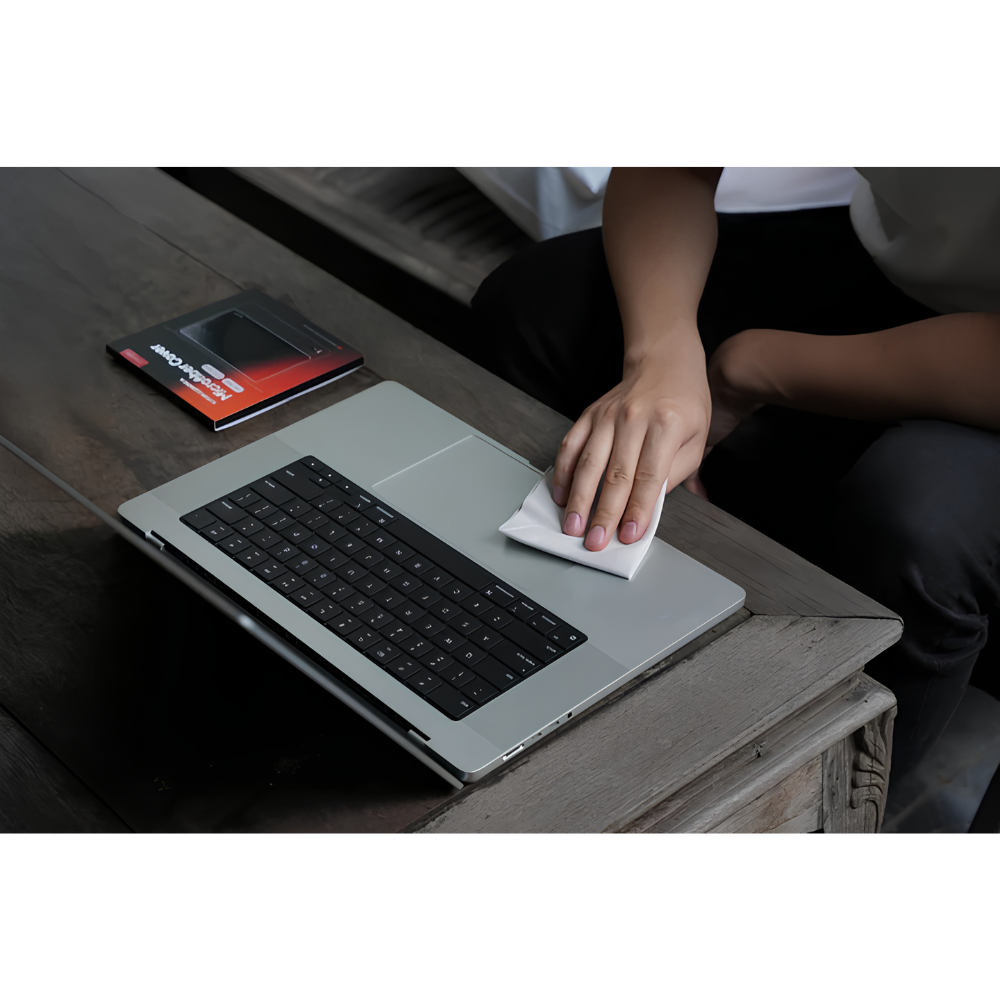 Bộ 3 Tấm Phủ Phím Laptop HyperWork CC02 (Vải Da Lộn Suede Microfiber 190 GSM) - Chống Hằn Màn Hình, Lau Bụi Vân Tay Tiện Lợi Bộ 3 Tấm Phủ Phím Laptop HyperWork CC02 (Vải Da Lộn Suede Microfiber 190 GSM) - Chống Hằn Màn Hình, Lau Bụi Vân Tay Tiện Lợi - Ảnh 6