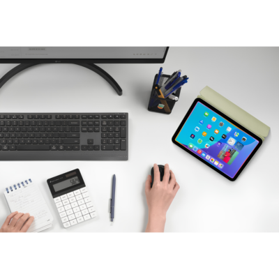 Chuột Không Dây Hyperwork Core Click – Silent Switch Siêu Êm, Kết Nối 3 Thiết Bị, Dùng Chung Receiver Với Bàn Phím Core Type Chuột Không Dây Hyperwork Core Click – Silent Switch Siêu Êm, Kết Nối 3 Thiết Bị, Dùng Chung Receiver Với Bàn Phím Core Type - <strong class="ng-star-inserted"><span class="ng-star-inserted">Chuột không dây Hyperwork Core Click</span></strong><span class="ng-star-inserted"> là dòng chuột văn phòng công thái học hoàn hảo với form cầm đối xứng nhỏ gọn và trọng lượng siêu nhẹ chỉ 65 gram, mang lại trải nghiệm cầm nắm thoải mái suốt cả ngày dài. Được trang bị switch bấm Silent Huano cao cấp siêu êm với độ bền lên tới 5 triệu lần nhấn, </span><strong class="ng-star-inserted"><span class="ng-star-inserted">Core Click</span></strong><span class="ng-star-inserted"> triệt tiêu tiếng click ồn ào để bạn hoàn toàn tập trung vào công việc. Chuột hỗ trợ 2 chế độ kết nối (Bluetooth 5.0 và 2.4G) liên kết tối đa 3 thiết bị cùng 4 mức DPI linh hoạt lên tới 3200. Đặc biệt, với viên pin bền bỉ 35 ngày làm việc và tính năng dùng chung 1 receiver với bàn phím Core Type, </span><strong class="ng-star-inserted"><span class="ng-star-inserted">Core Click</span></strong><span class="ng-star-inserted"> là mảnh ghép tối ưu cho góc setup hiện đại.</span>