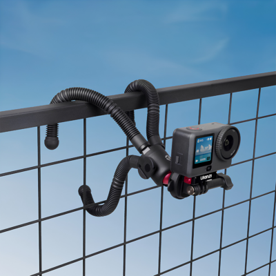 Chân Máy Tripod Bạch Tuộc Tháo Lắp Nhanh Ulanzi MT91 – Chân Uốn Dẻo Đa Năng, Ngàm Cka Quick Release, Tải Trọng 1.3kg Nhẹ 195g Chân Máy Tripod Bạch Tuộc Tháo Lắp Nhanh Ulanzi MT91 – Chân Uốn Dẻo Đa Năng, Ngàm Cka Quick Release, Tải Trọng 1.3kg Nhẹ 195g - <p class="ng-star-inserted"><strong class="ng-star-inserted"><span class="ng-star-inserted">Chân máy tripod dạng bạch tuộc tháo lắp nhanh Ulanzi MT91</span></strong><span class="ng-star-inserted"> là giải pháp giá đỡ quay chụp đa địa hình đỉnh cao dành cho các vlogger du lịch, phượt thủ, nhà sáng tạo nội dung POV và người dùng action camera, máy ảnh mirrorless, smartphone. Sở hữu kết cấu 3 chân uốn dẻo bọc cao su ma sát cao, </span><strong class="ng-star-inserted"><span class="ng-star-inserted">Ulanzi MT91</span></strong><span class="ng-star-inserted"> có thể quấn chặt kiên cố lên cành cây, lan can cầu, ghi-đông xe đạp hay đứng vững trên các bề mặt gồ ghề ngoài trời. Điểm nhấn đột phá là hệ thống ngàm tháo nhanh Cka Quick Release giúp đổi thiết bị chỉ trong một giây, đầu bi xoay đa hướng tích hợp cold shoe xoay 360° cùng remote Bluetooth điều khiển từ xa 10m. Với trọng lượng siêu nhẹ 195g và tải trọng 1.3kg, </span><strong class="ng-star-inserted"><span class="ng-star-inserted">Ulanzi MT91</span></strong><span class="ng-star-inserted"> mở ra không gian sáng tạo góc máy không giới hạn cho bạn.</span></p>